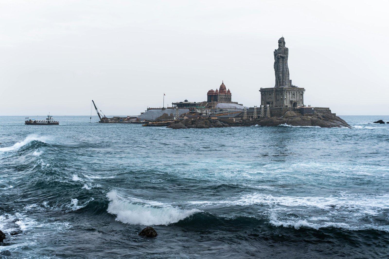 Vivekanand Rock Kanyakumari India - Enchanting Kerala